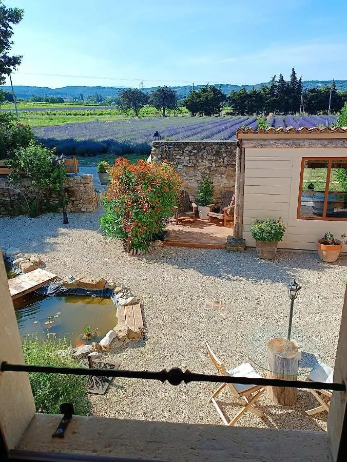 Couette-café Bed and Breakfast Mas de l'Amme à Valréas France